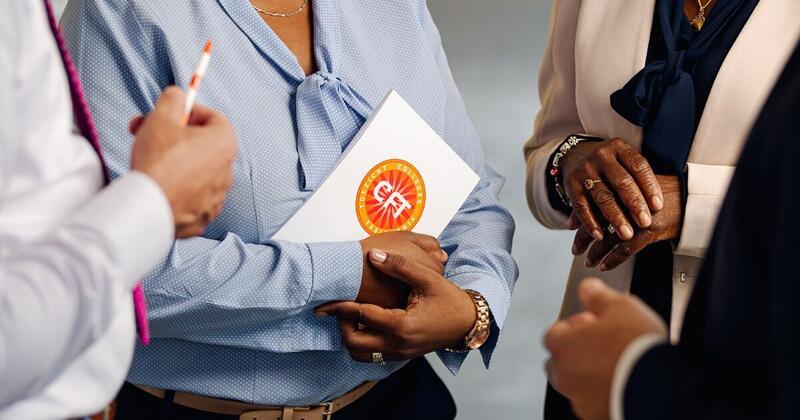 Finansa di Boneiru ta mustra mehorashon, pero CFT ta eksigí mas klaridat den gastunan