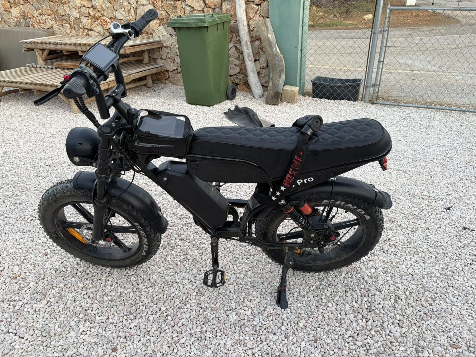 Dos kaso di ladronisia di Fat Bike