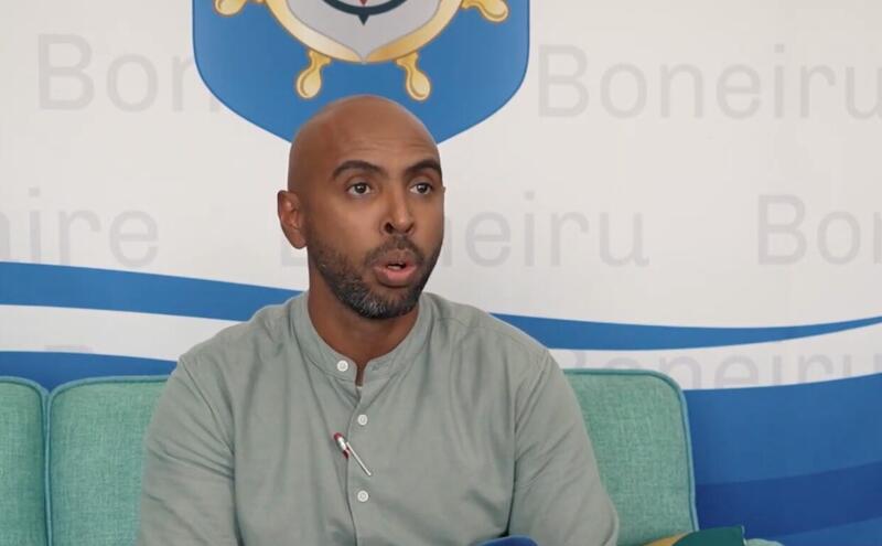 Entidat Públiko Boneiru i Hulanda ta lansa proyekto piloto pa duna sosten finansiero na doñonan di kas monumental pa mantenshon
