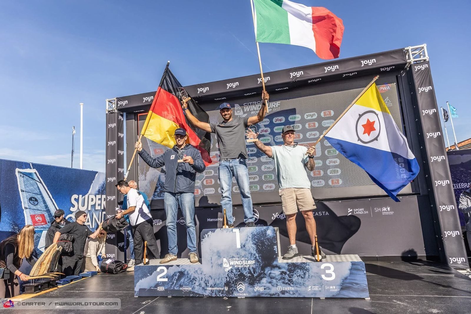 Amado Vrieswijk den top tres na Citroën Windsurf World Cup Sylt 2026