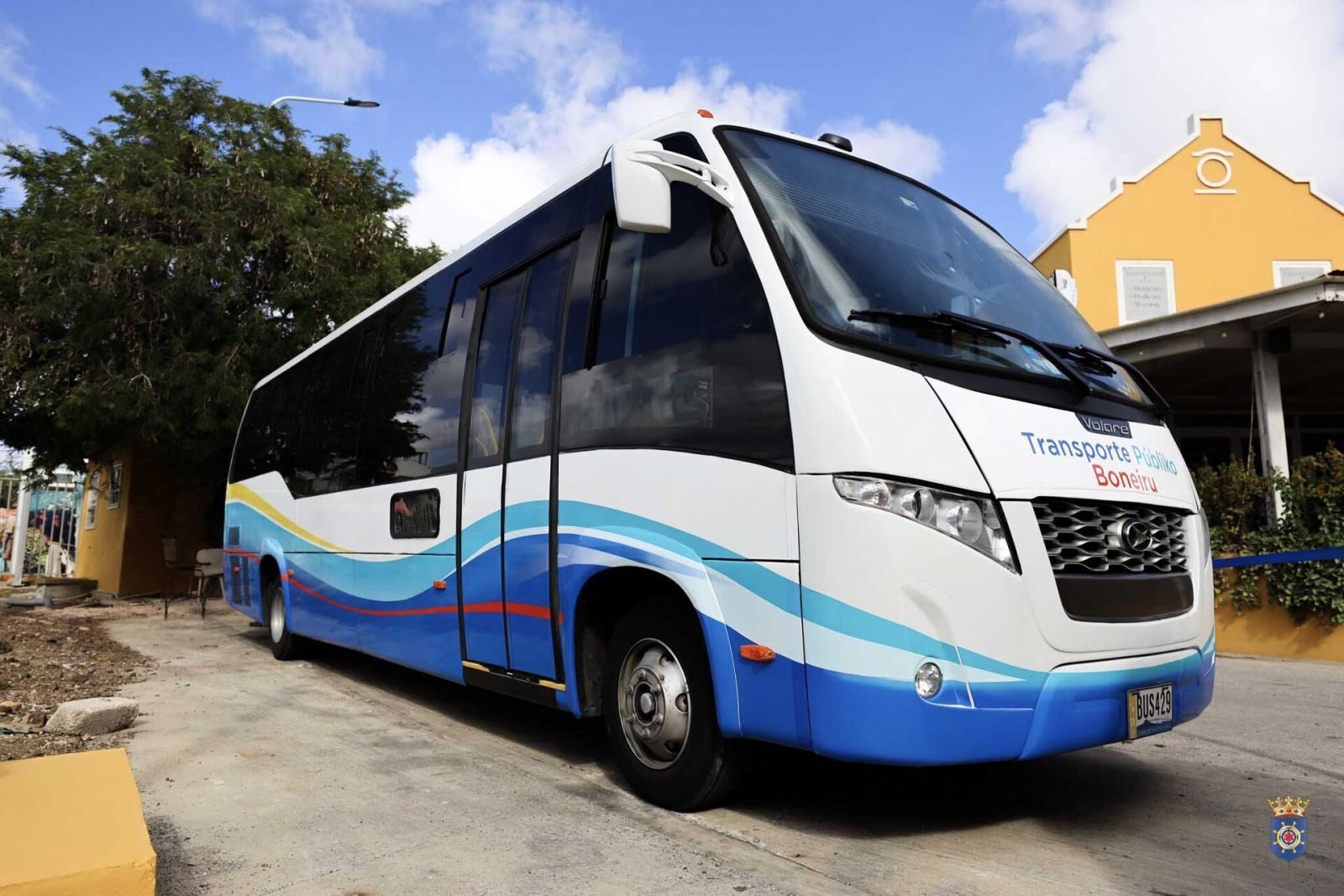 Promé konvoi di bùs a yega Boneiru: NV di transporte públiko a keda establesé?